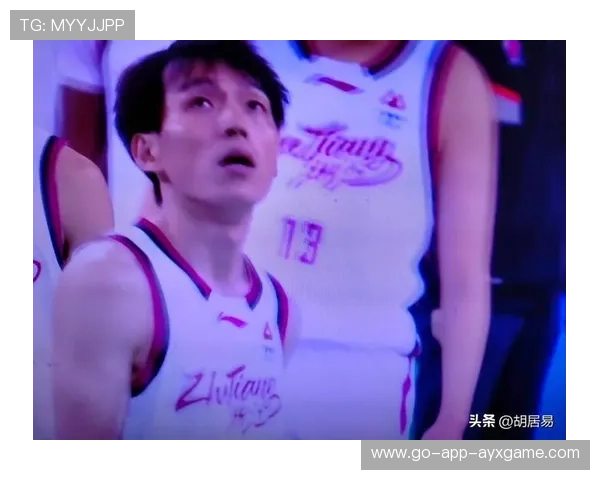 吴前外线手感火热,浙江后半节直接起势 吴前外线手感火热,浙江后半节直接起势